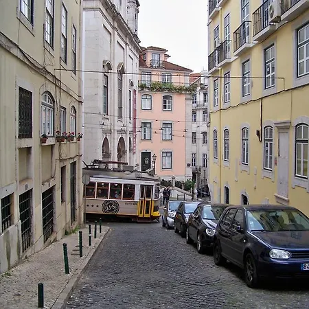 Madalena Downtown * Lisboa